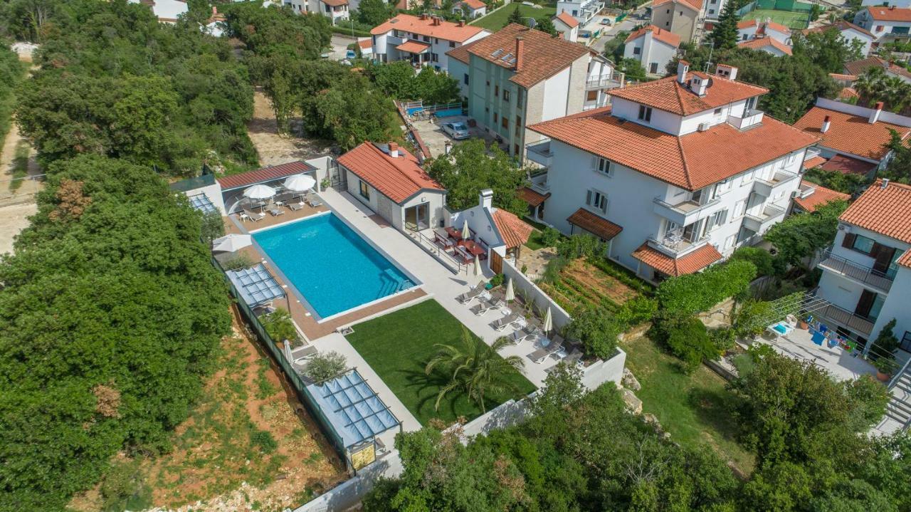Apartments Sanmichel Пула Экстерьер фото